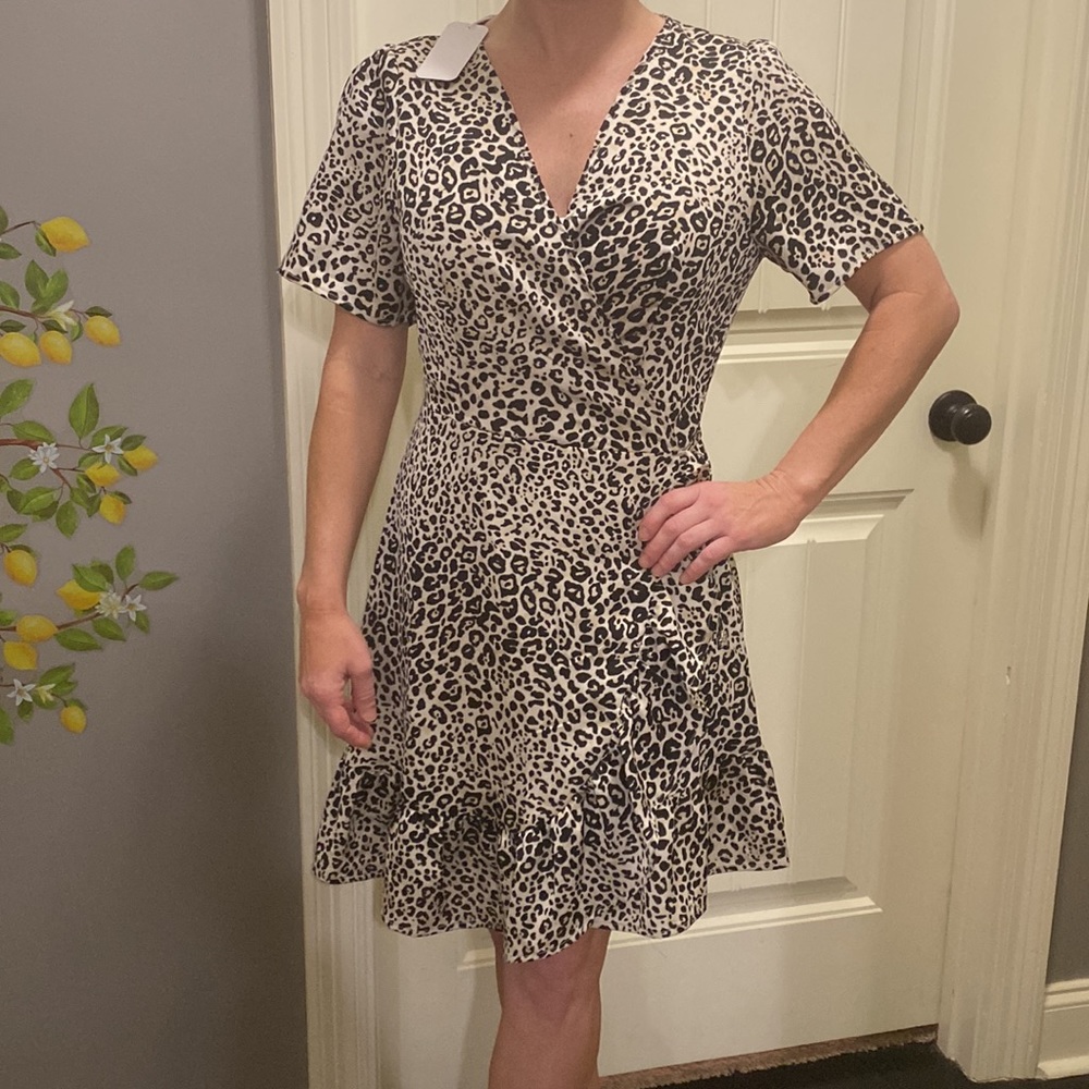 Leopard print wrap-dress